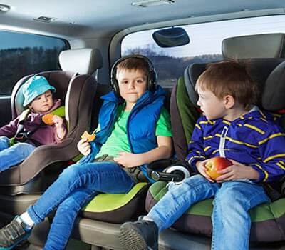 20 adivinhas infantis para entreter as crianças no automóvel