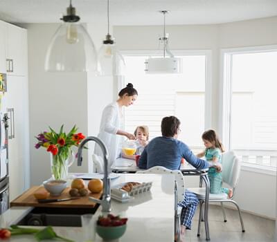 Energia para todo o dia: 9 ideias para um pequeno-almoço saudável e apelativo para toda a família
