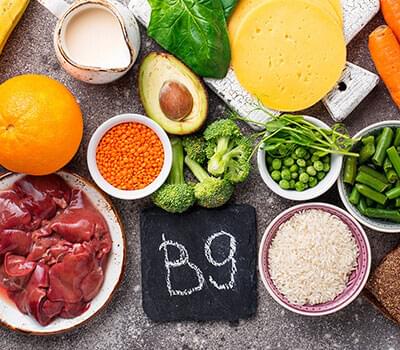Como é que o nosso corpo adquire vitamina B9?